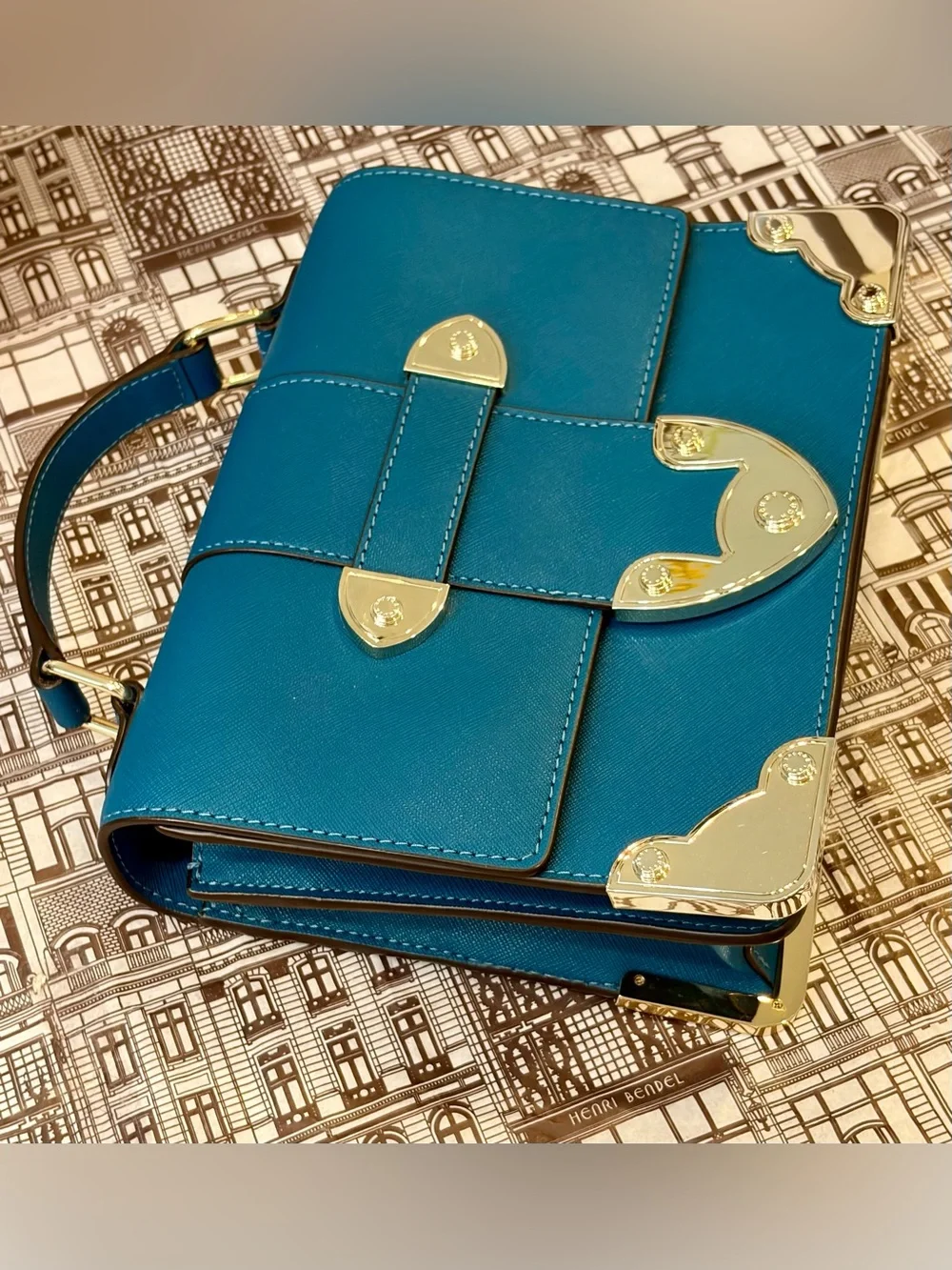 henri bendel nwt henri